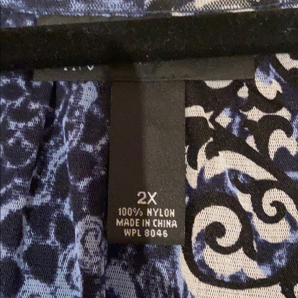 Women’s Cold Shoulder Blouse - Picture 3 of 5